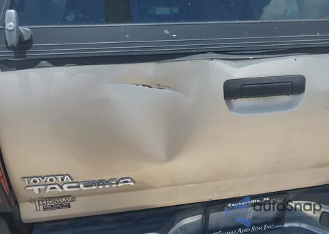 2007 Toyota Tacoma Prerunner V6 z USA, uszkodzony, nr VIN 3TMJU62N87M040287